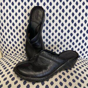 Born Black Clogs Size 8